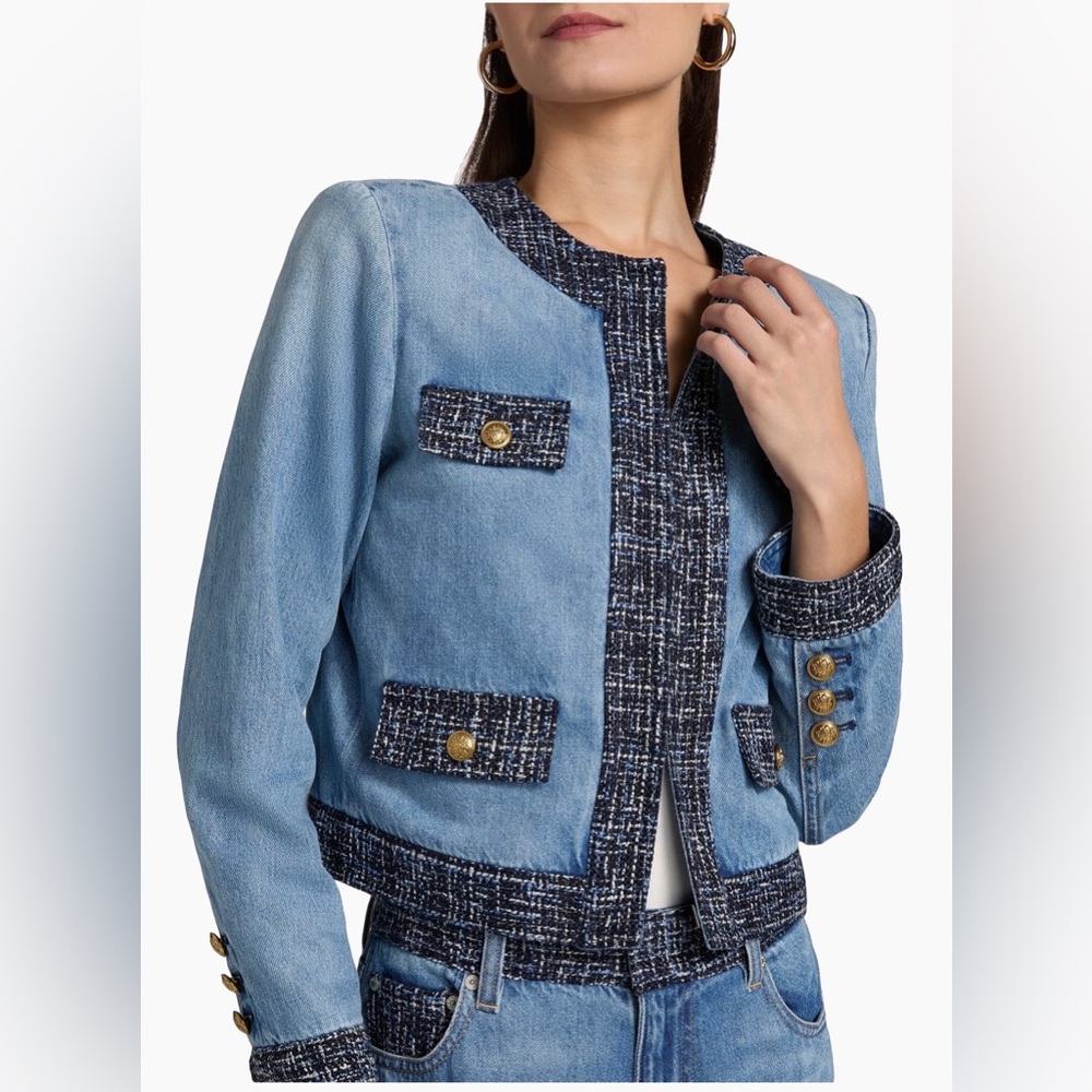 Alice + Olivia

Landon Denim Cropped Jacket - Picture 3 of 6